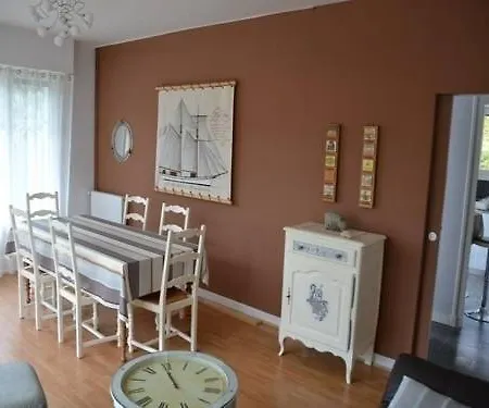 Apartment La Corderie 2 - Saint-jean-de-luz 1 Bedroom 2 Persons *