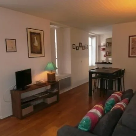 Apartment La Corderie 2 - Saint-jean-de-luz 1 Bedroom 2 Persons *
